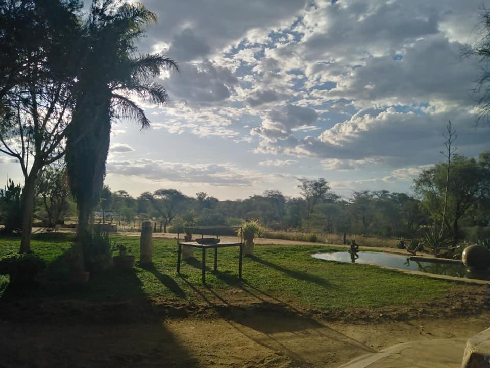 Camp Mara Hotel Omaruru Exterior photo